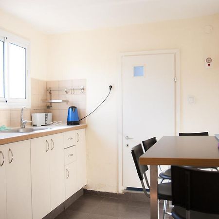 Neve Tzedek Original Style Apartments Tel Aviv Bagian luar foto