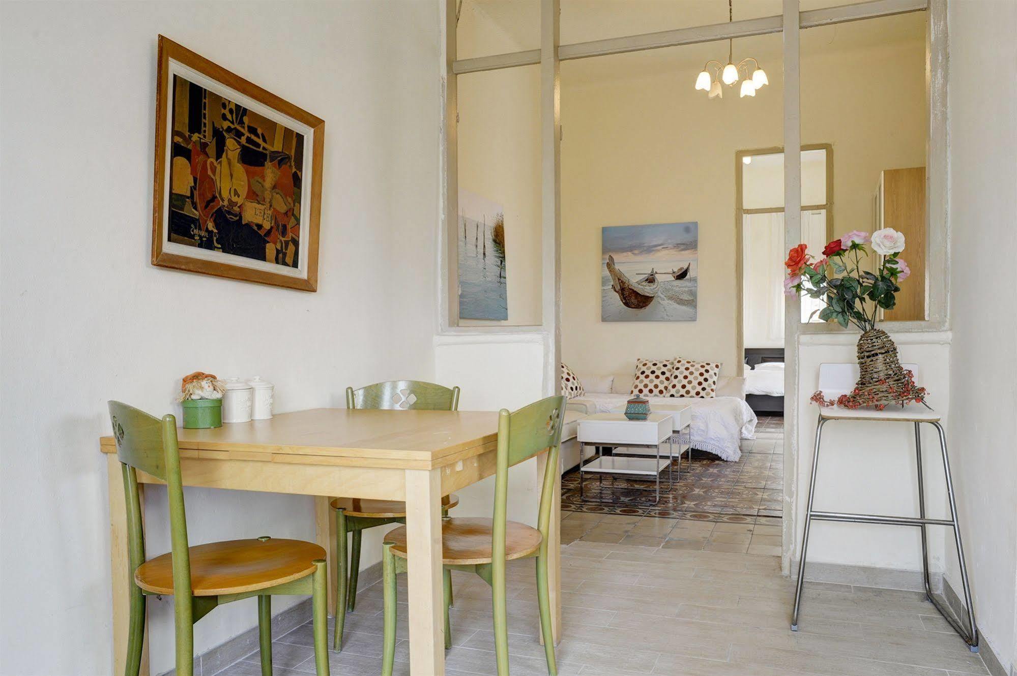 Neve Tzedek Original Style Apartments Tel Aviv Bagian luar foto