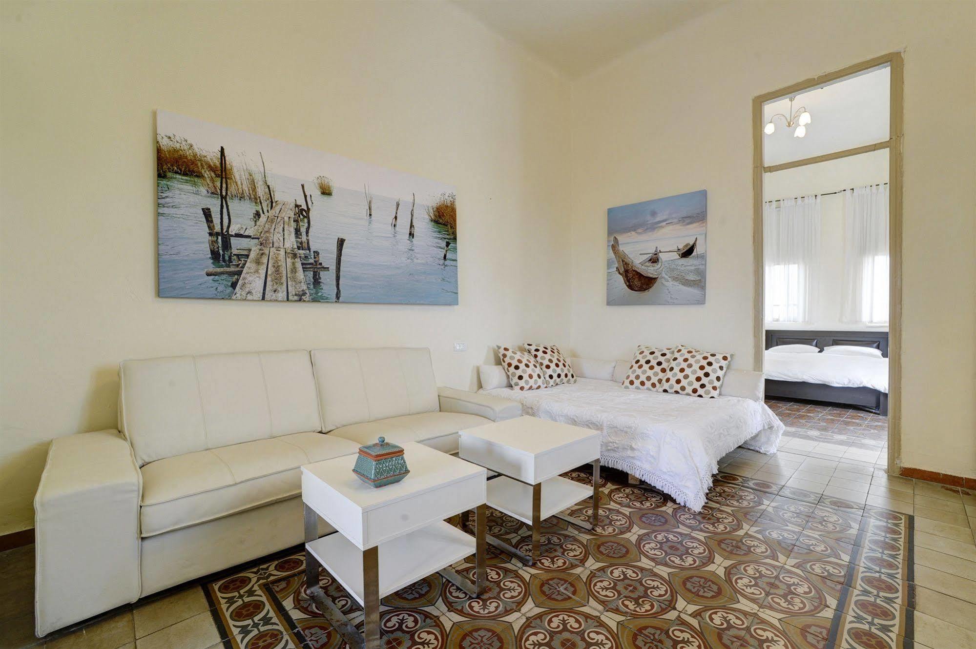 Neve Tzedek Original Style Apartments Tel Aviv Bagian luar foto